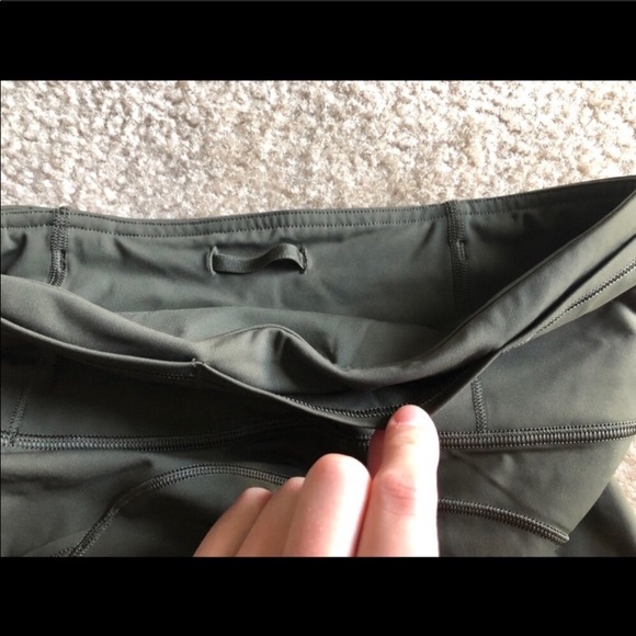 Fast and Free Lululemon leggings - Picture 4 of 8